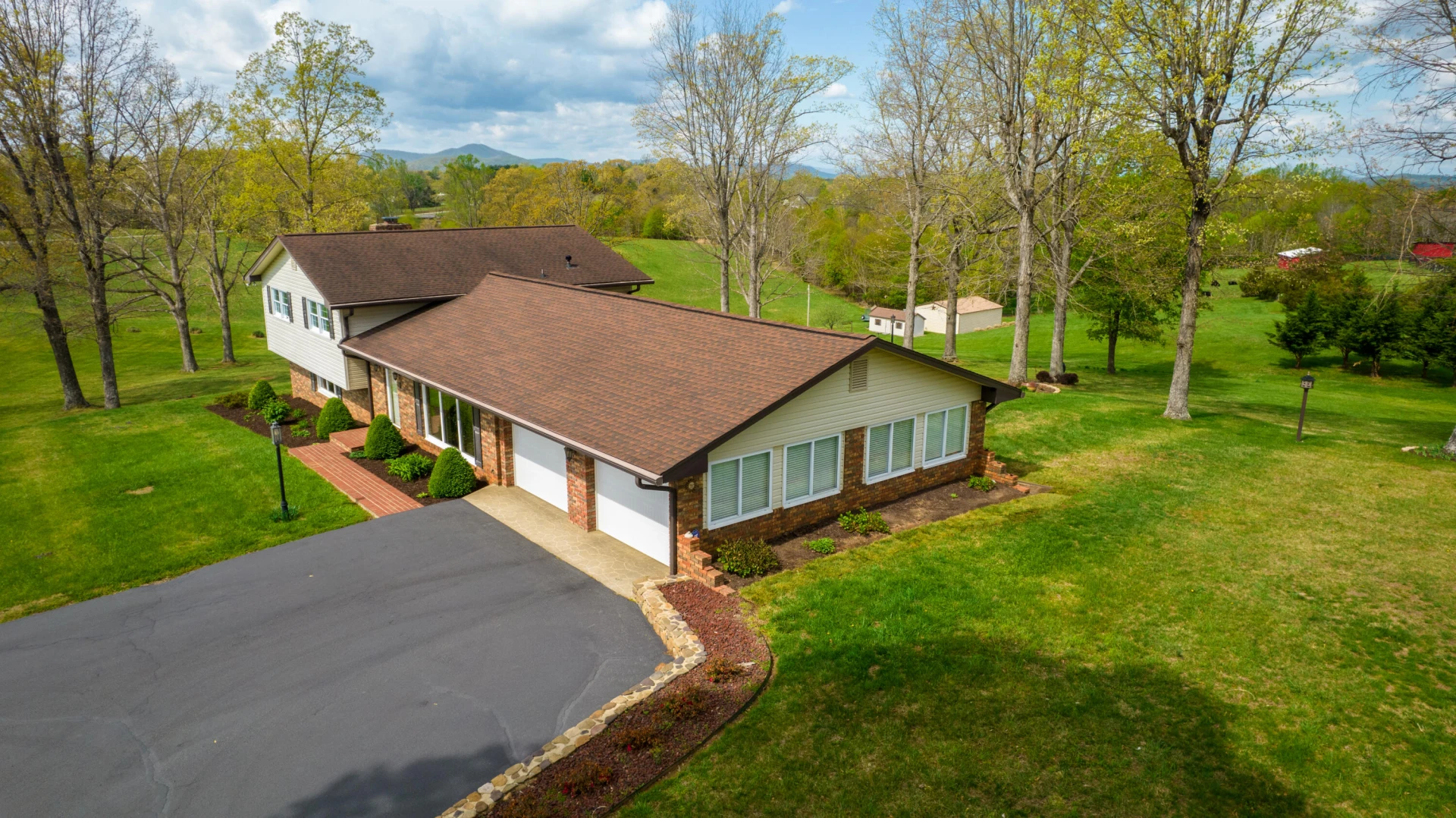 3229 Morgans Mill RD - Photo 58