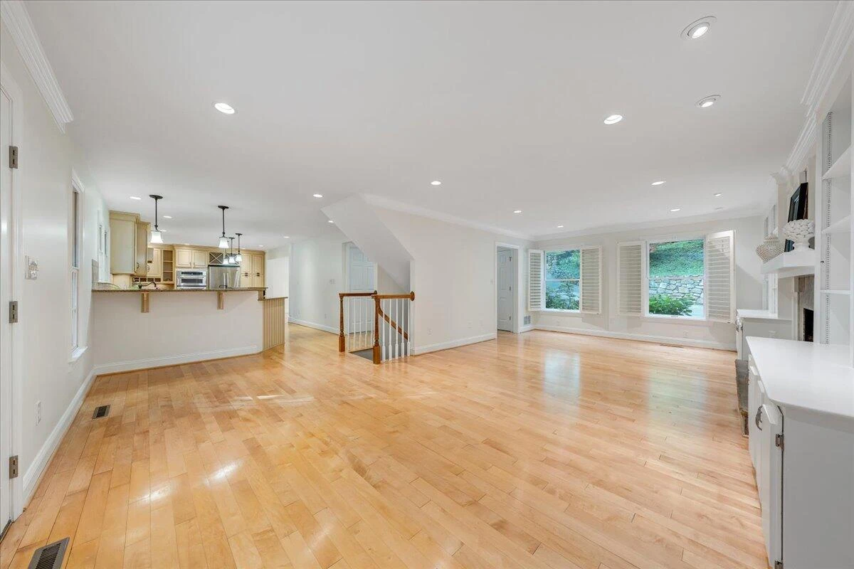 5122 Remington RD - Photo 13