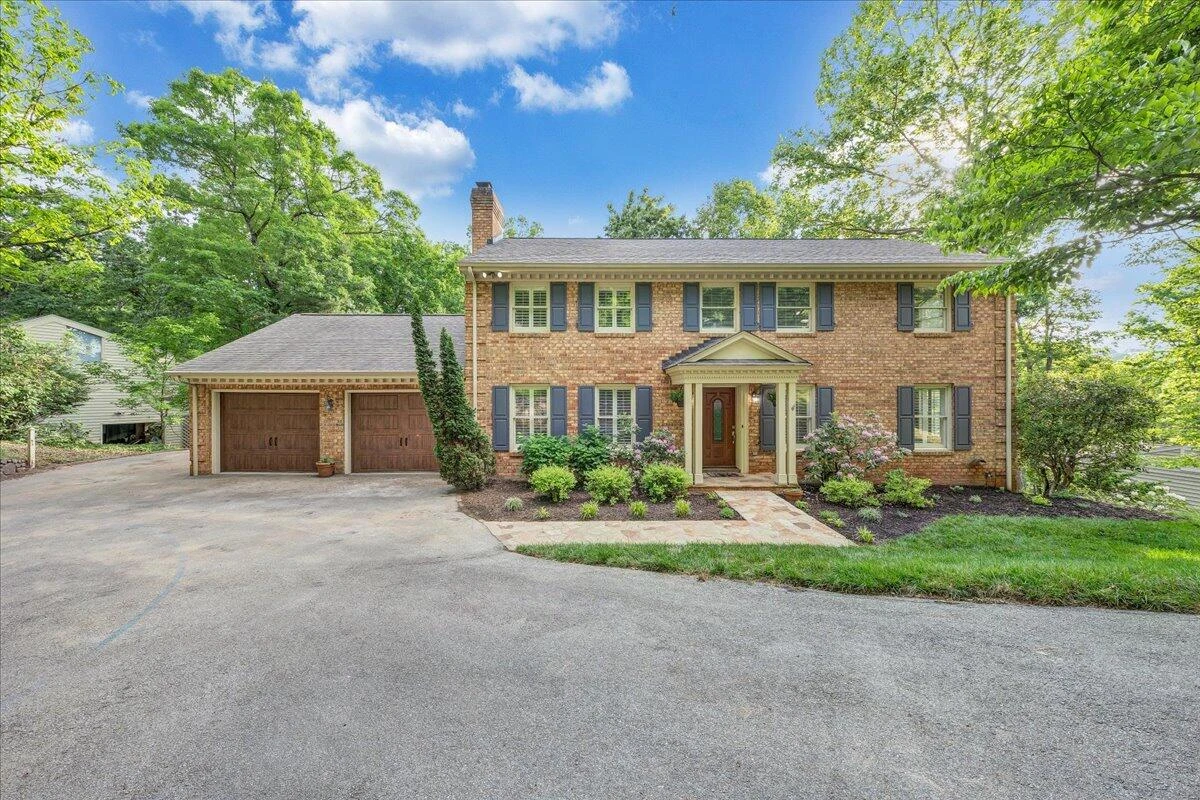 5122 Remington RD - Photo 2
