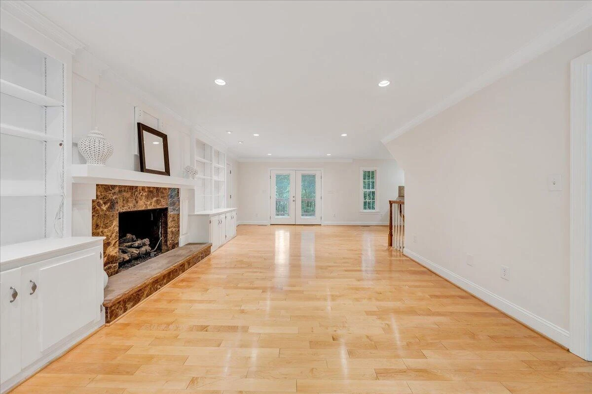 5122 Remington RD - Photo 9