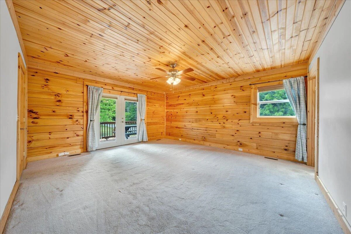 257 Bobolink DR - Photo 33