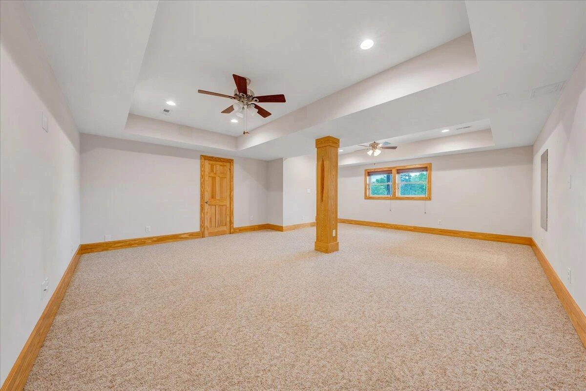 257 Bobolink DR - Photo 49
