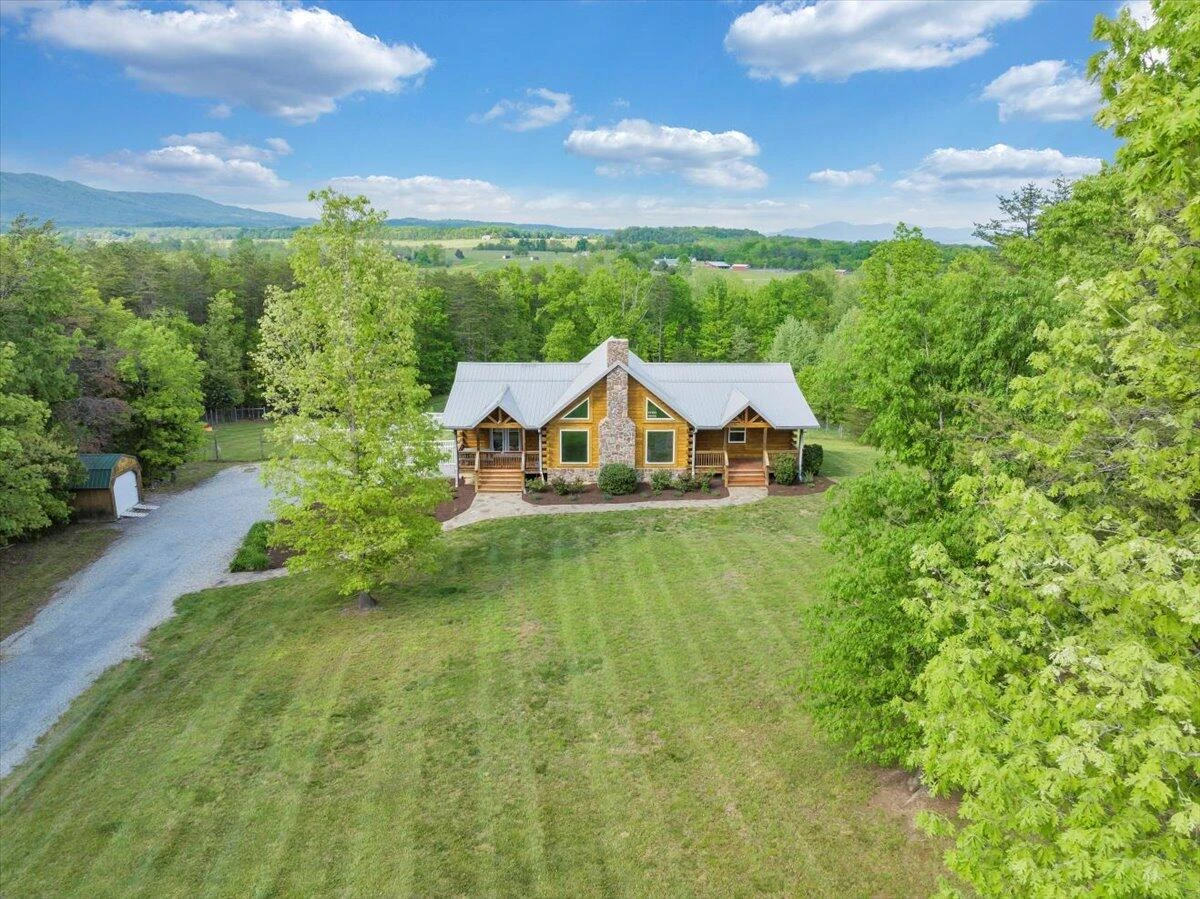 257 Bobolink DR - Photo 76