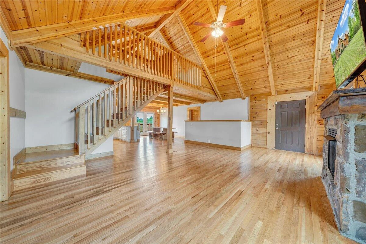 257 Bobolink DR - Photo 12