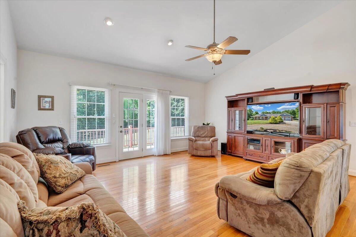 23 Alean RD - Photo 18