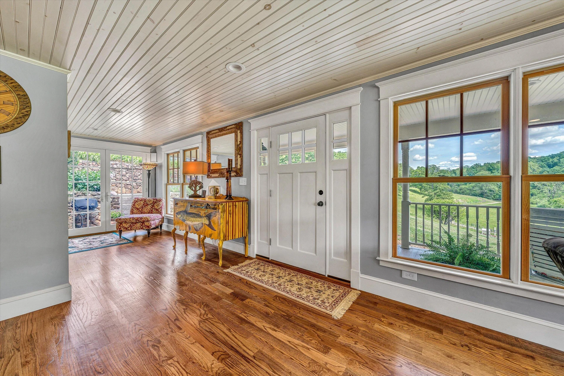 1045 Wooded Acres DR - Photo 18