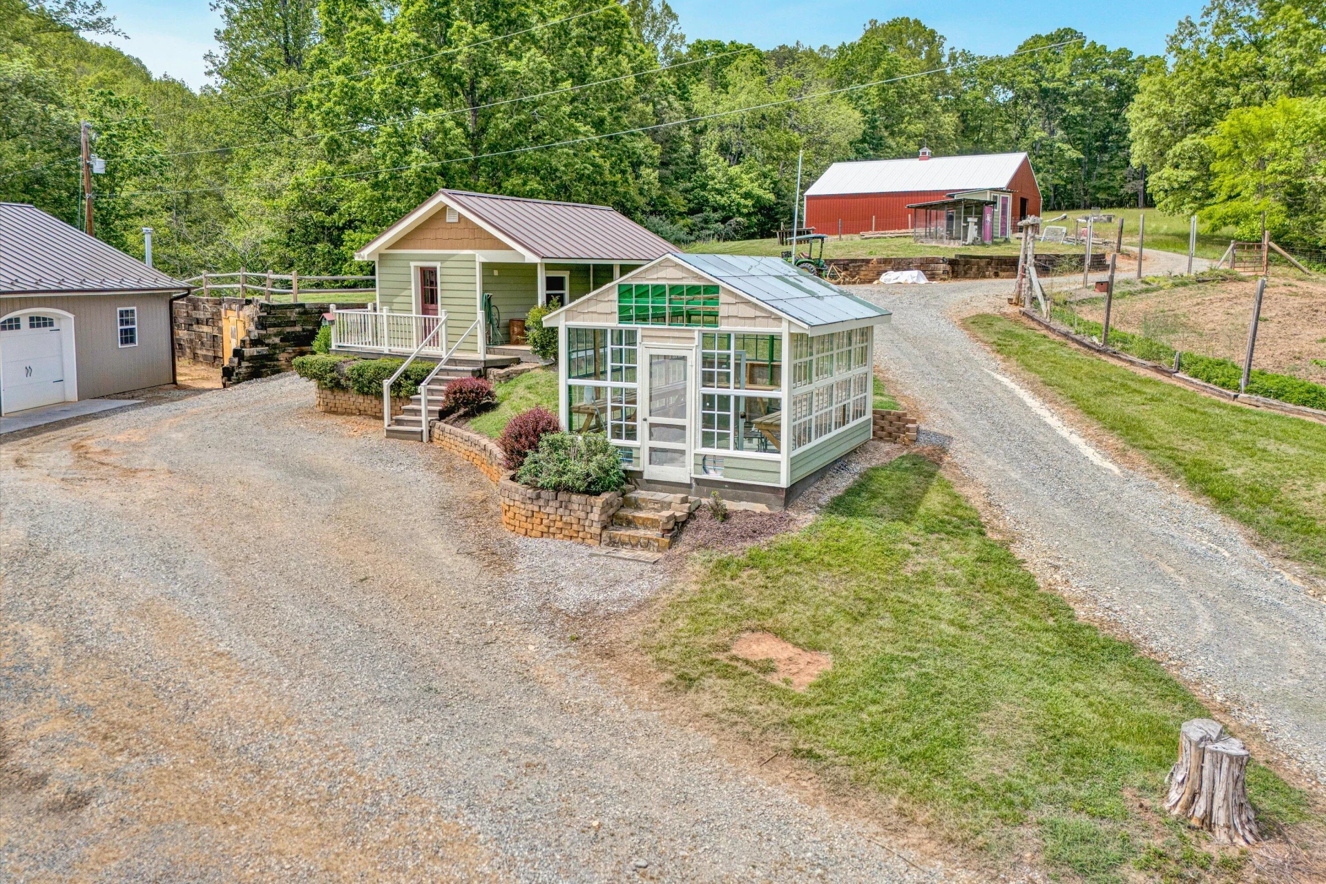 1045 Wooded Acres DR - Photo 50