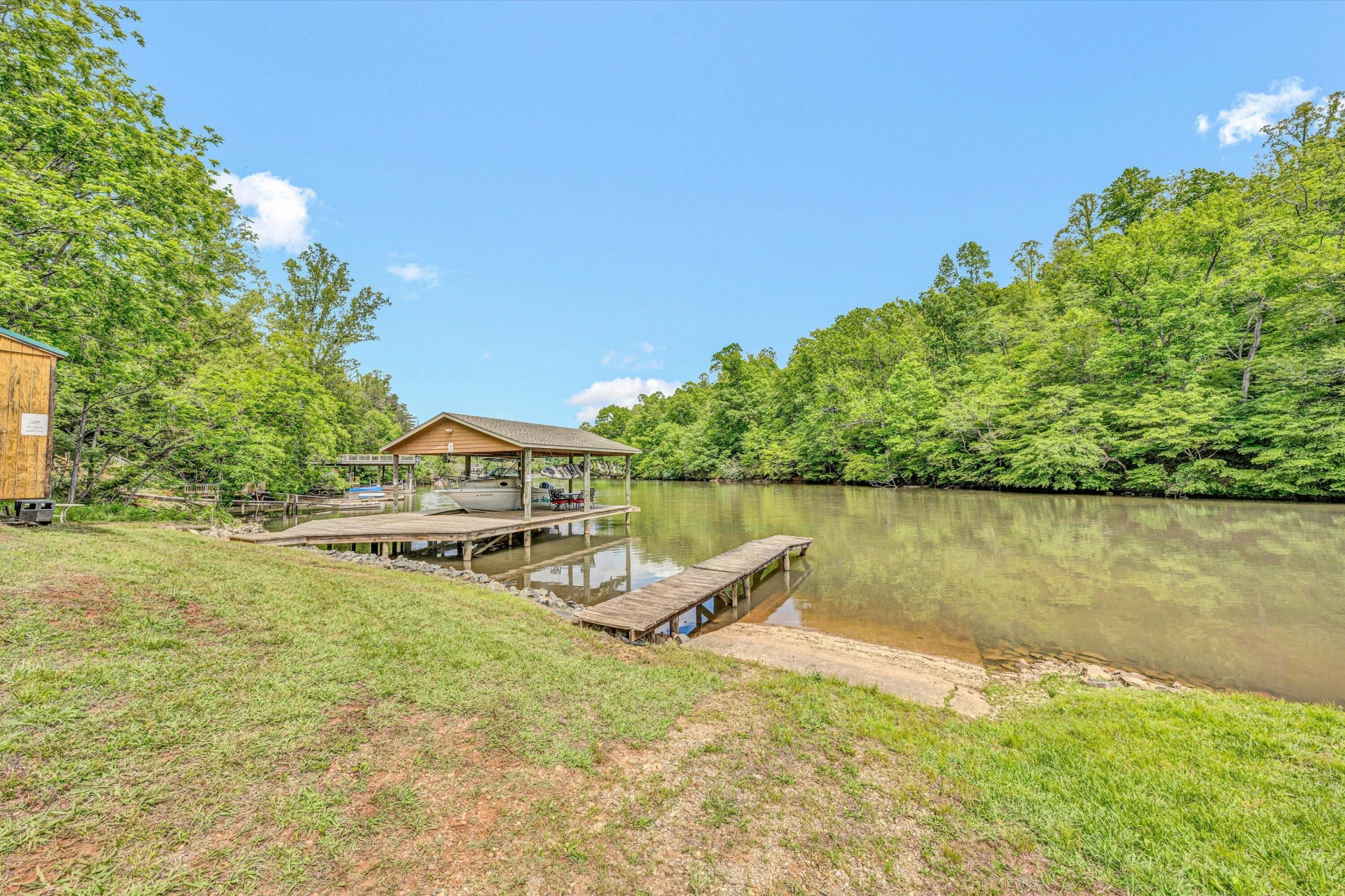 1045 Wooded Acres DR - Photo 56