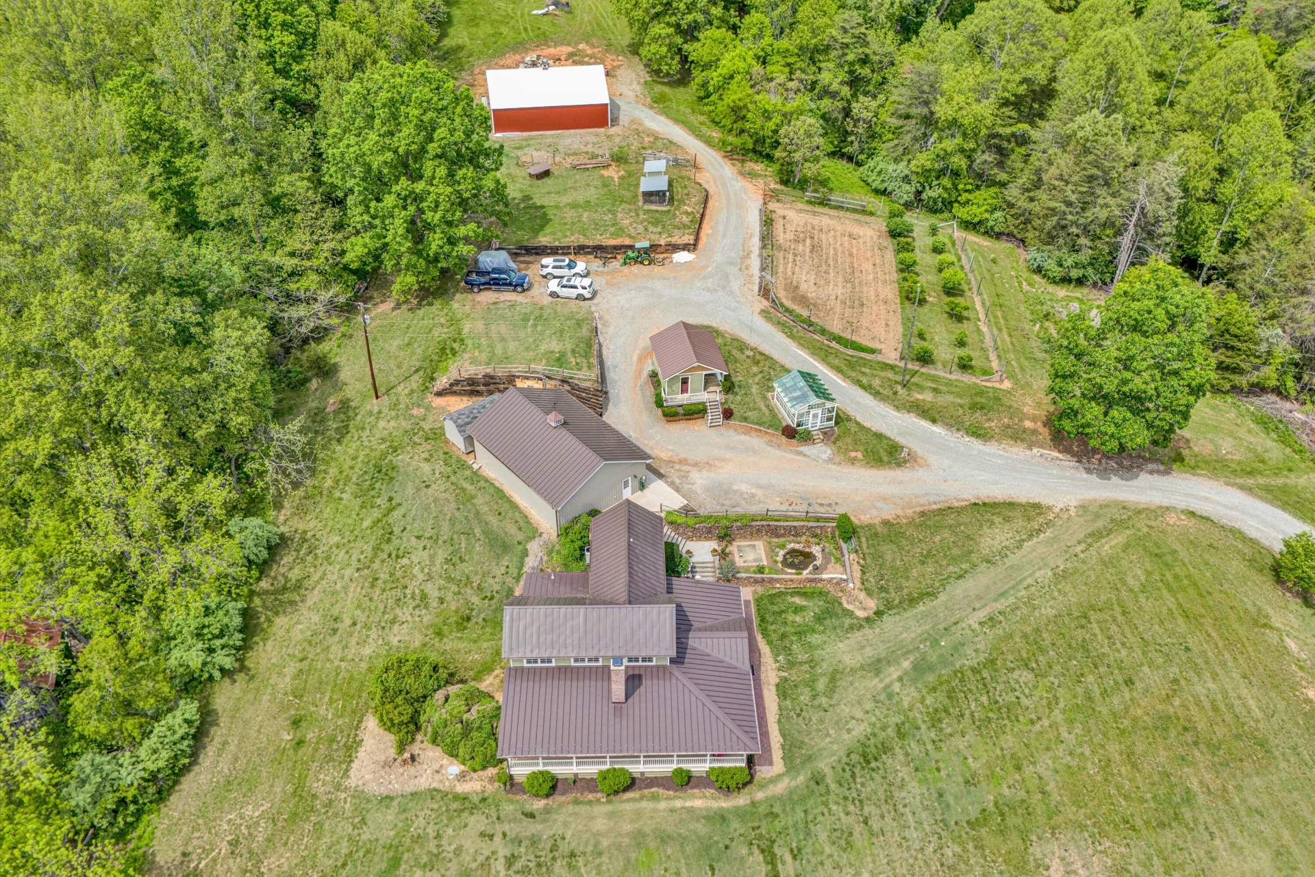 1045 Wooded Acres DR - Photo 67