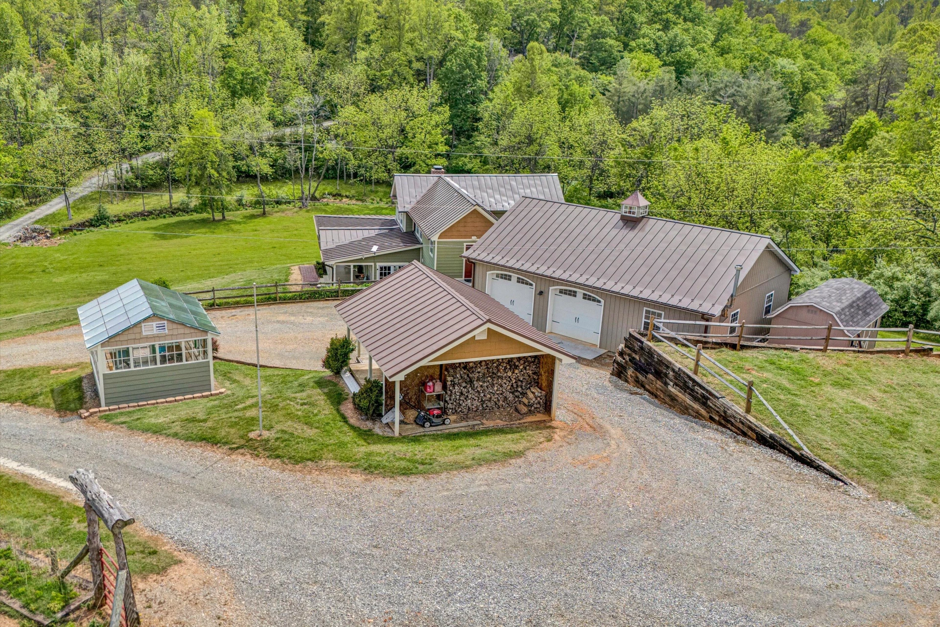 1045 Wooded Acres DR - Photo 69