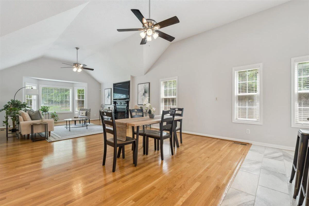 112 Cedarwood Ct CT - Photo 23