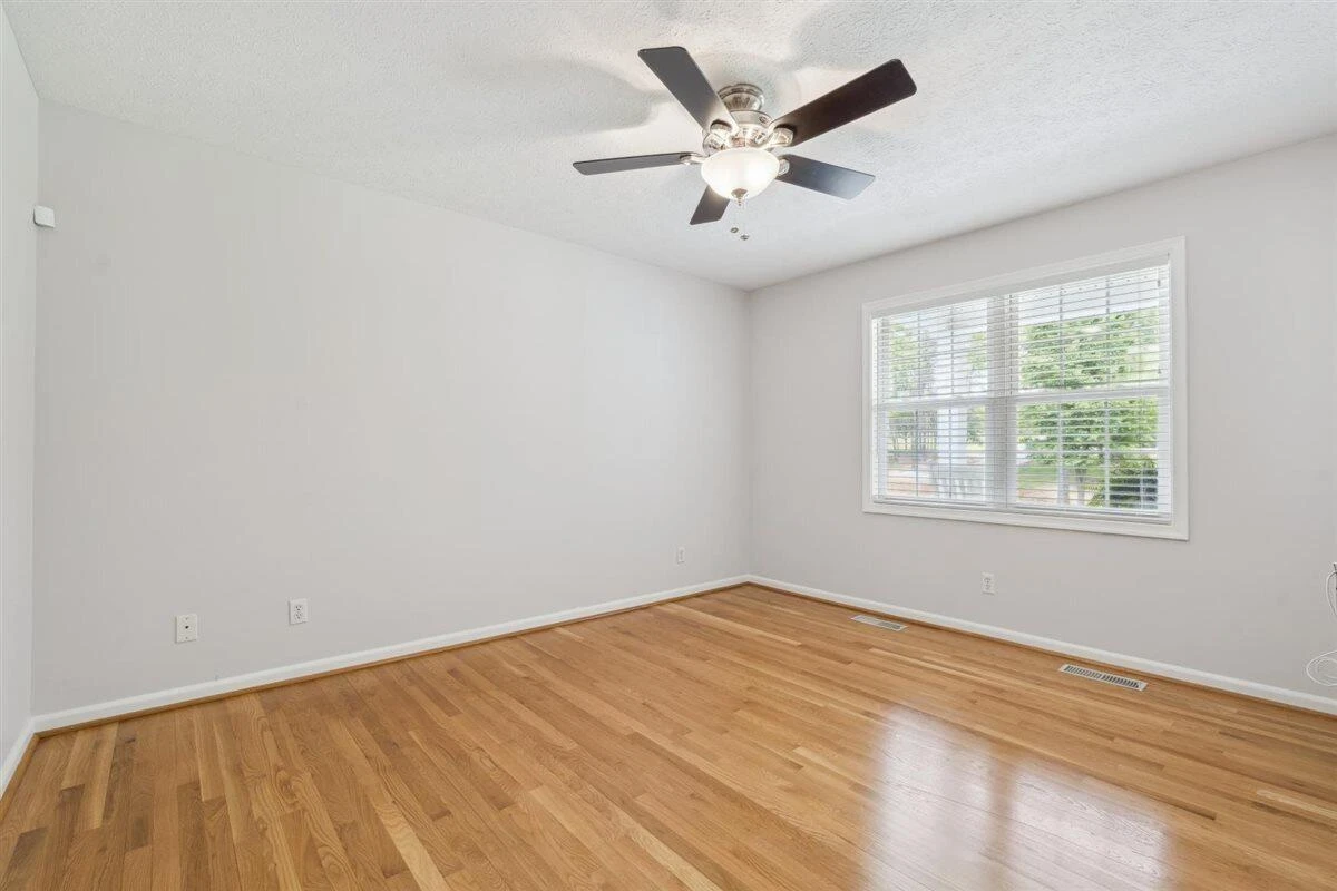 112 Cedarwood Ct CT - Photo 36
