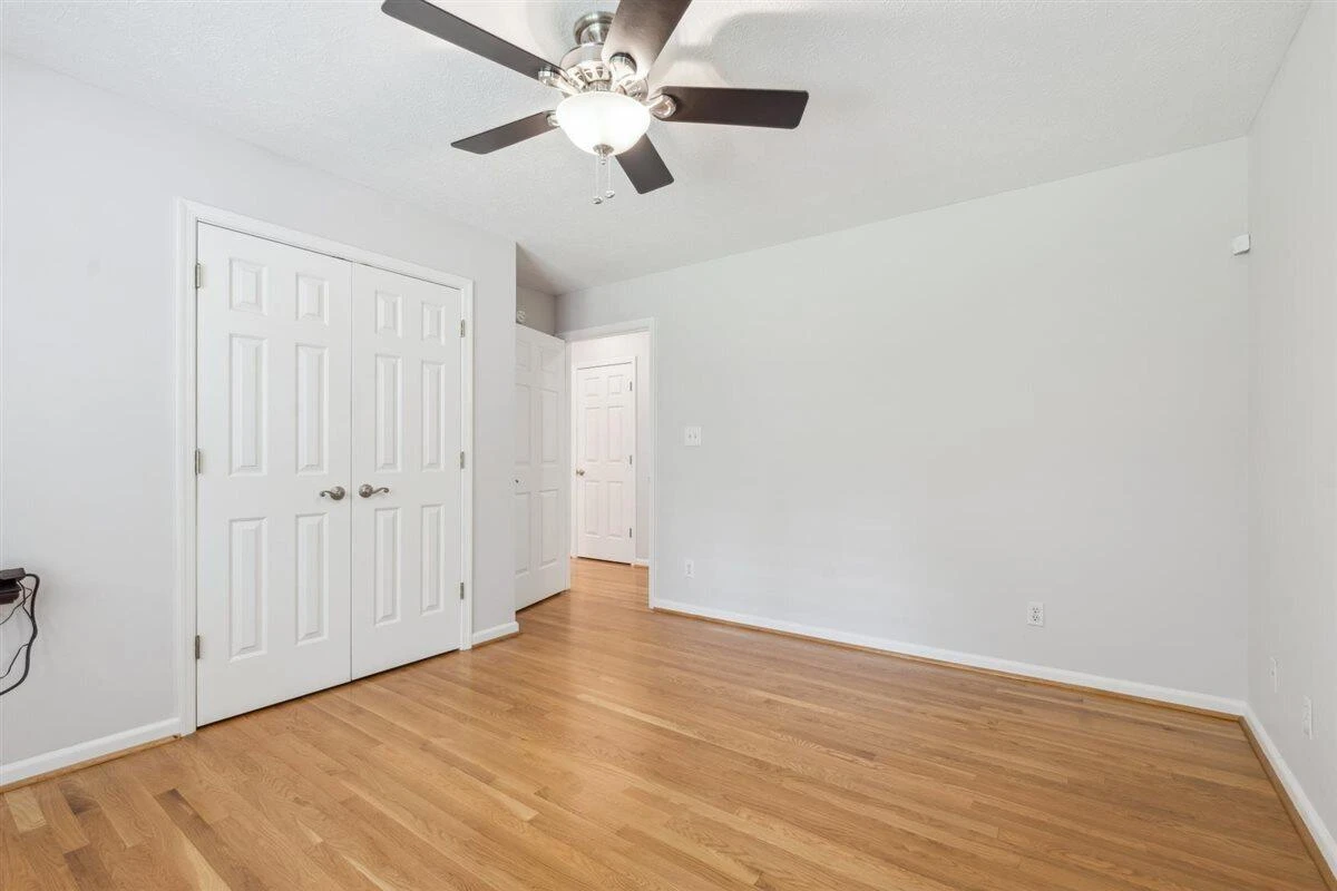 112 Cedarwood Ct CT - Photo 37