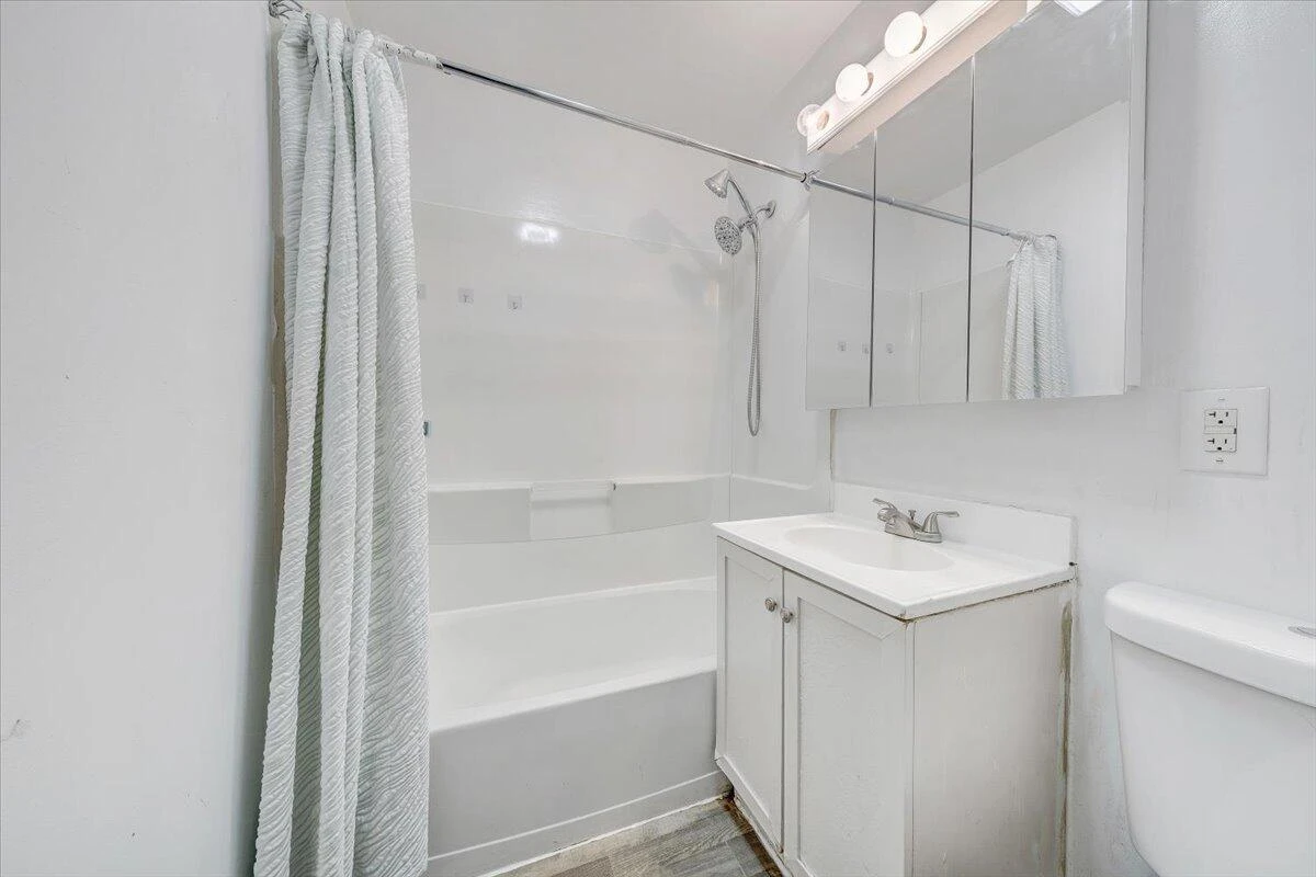 1218 Grayson AVE - Photo 14