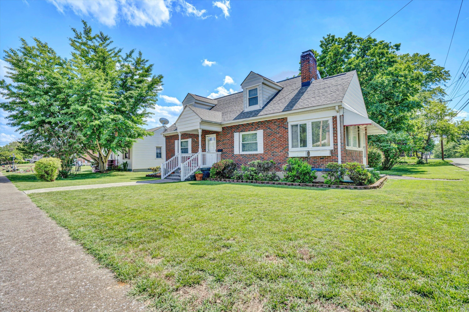 2920 Bradley ST - Photo 2