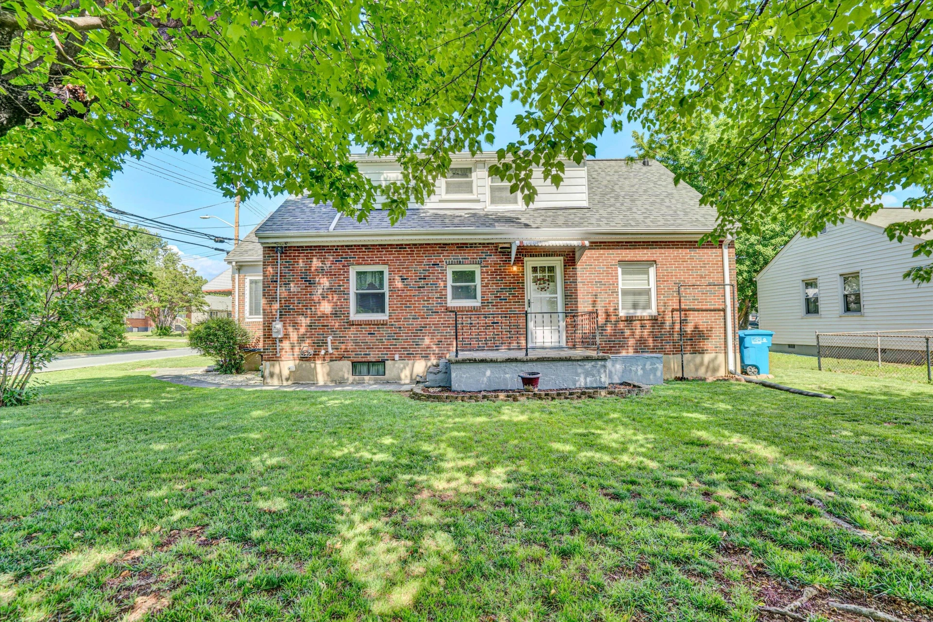 2920 Bradley ST - Photo 28