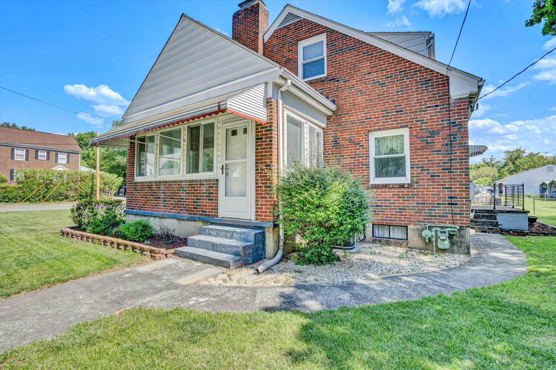 2920 Bradley ST - Photo 3