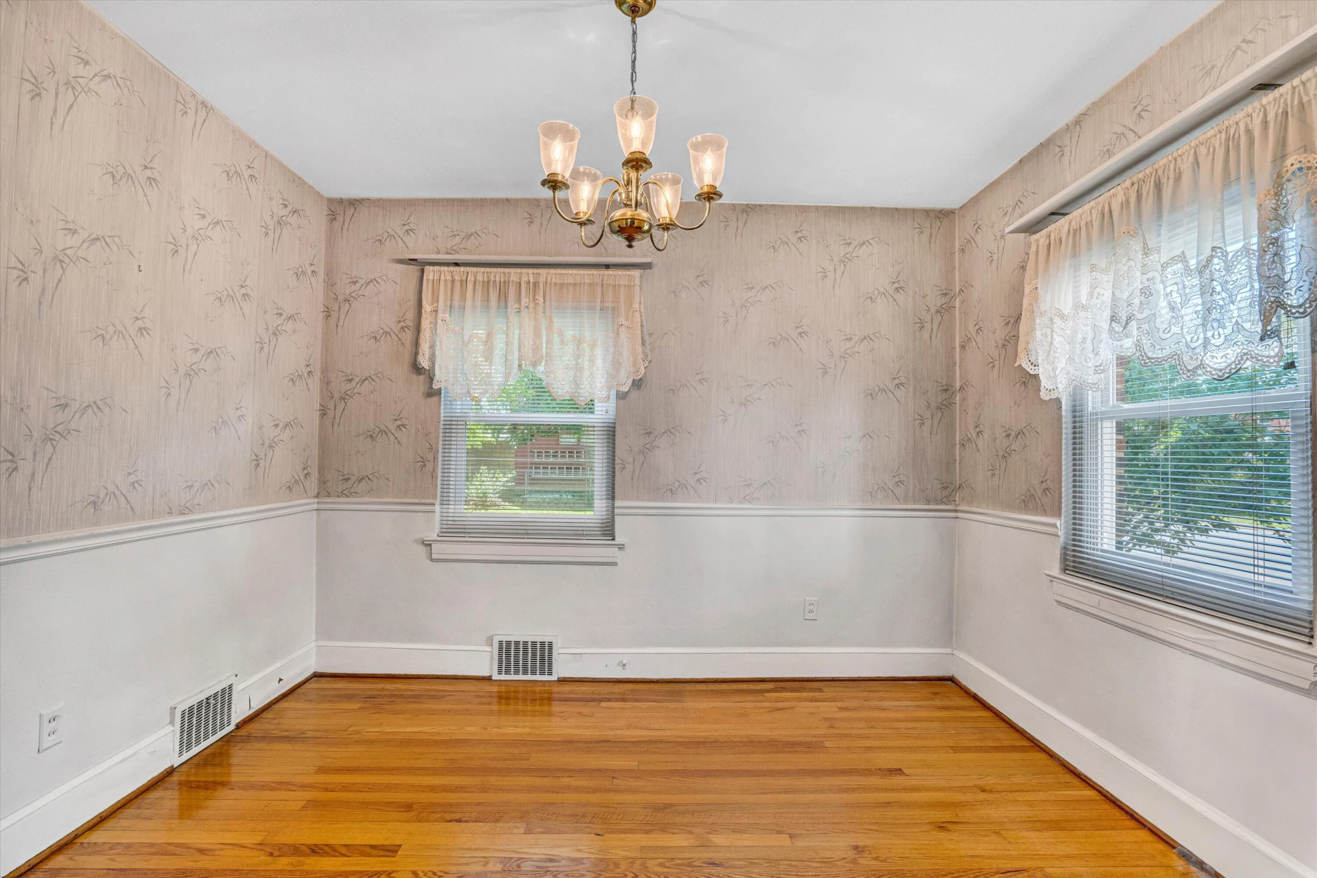 2920 Bradley ST - Photo 7