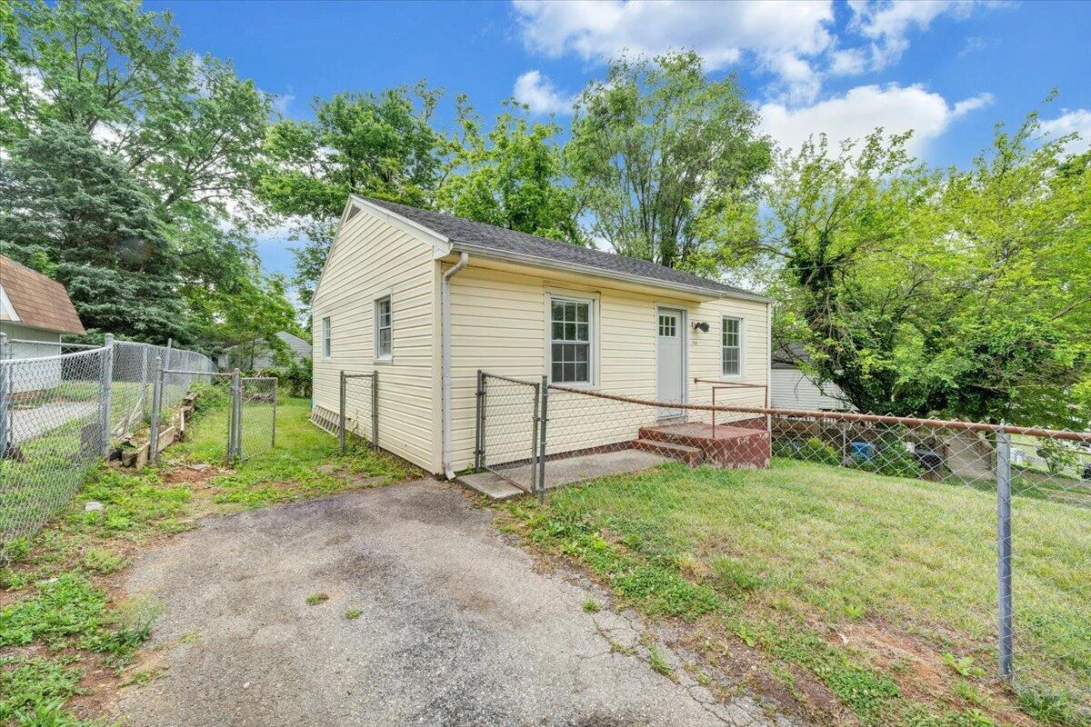 1919 Clinton AVE - Photo 20