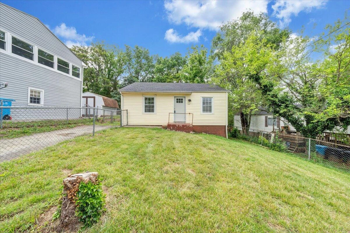 1919 Clinton AVE - Photo 22