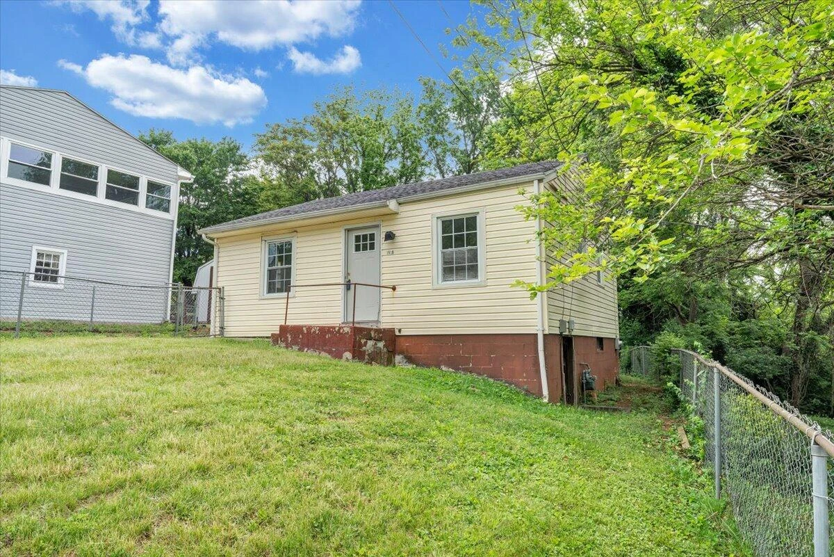 1919 Clinton AVE - Photo 23