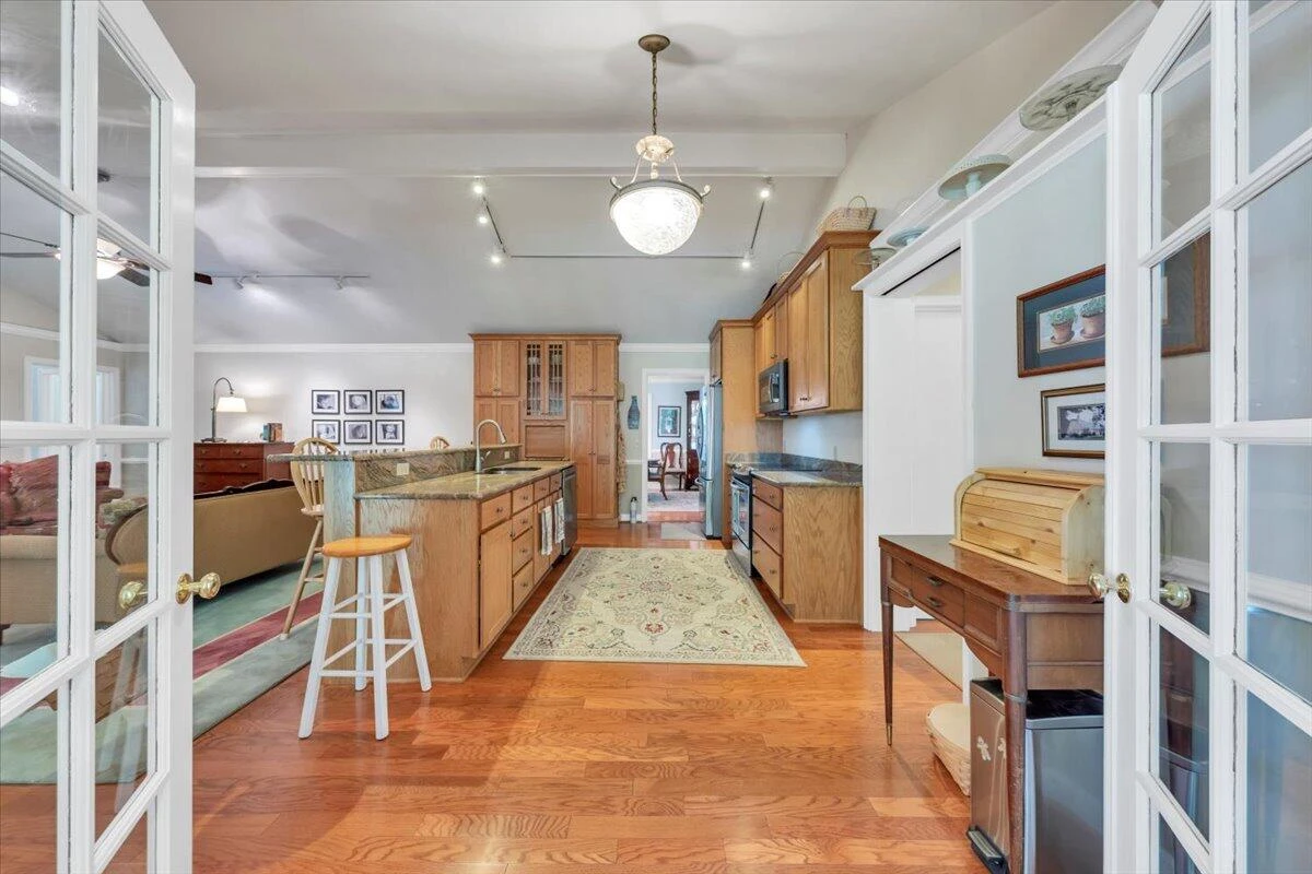 302 Woodland RD - Photo 16