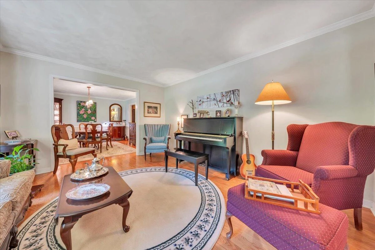 302 Woodland RD - Photo 7