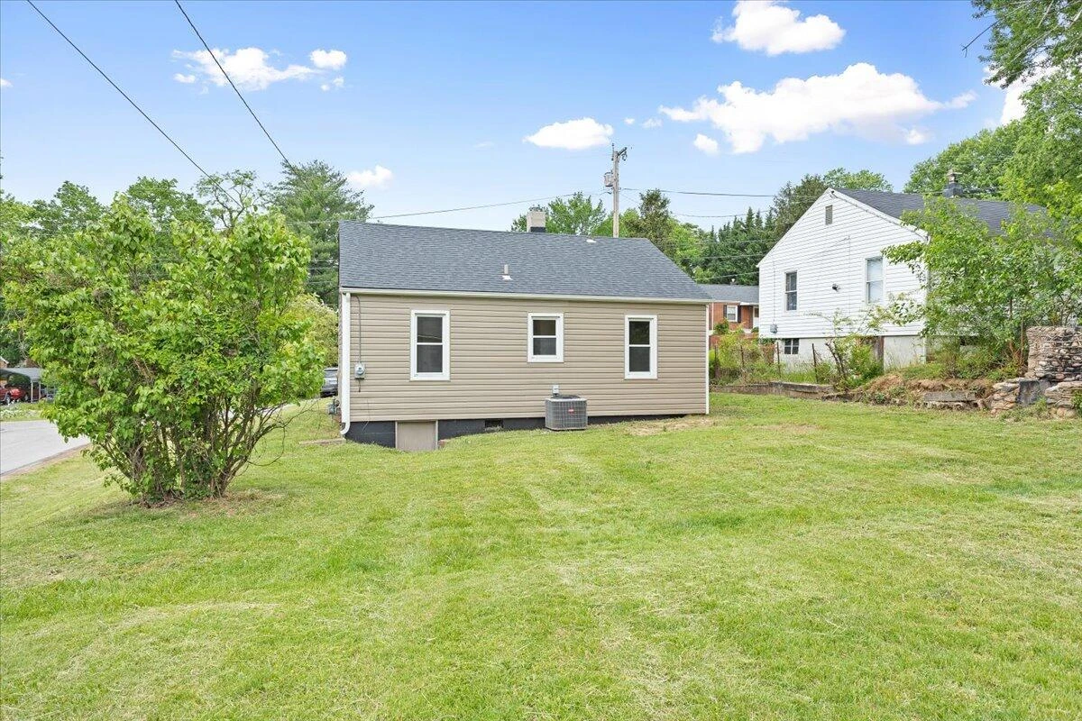 1503 Barnett RD - Photo 5