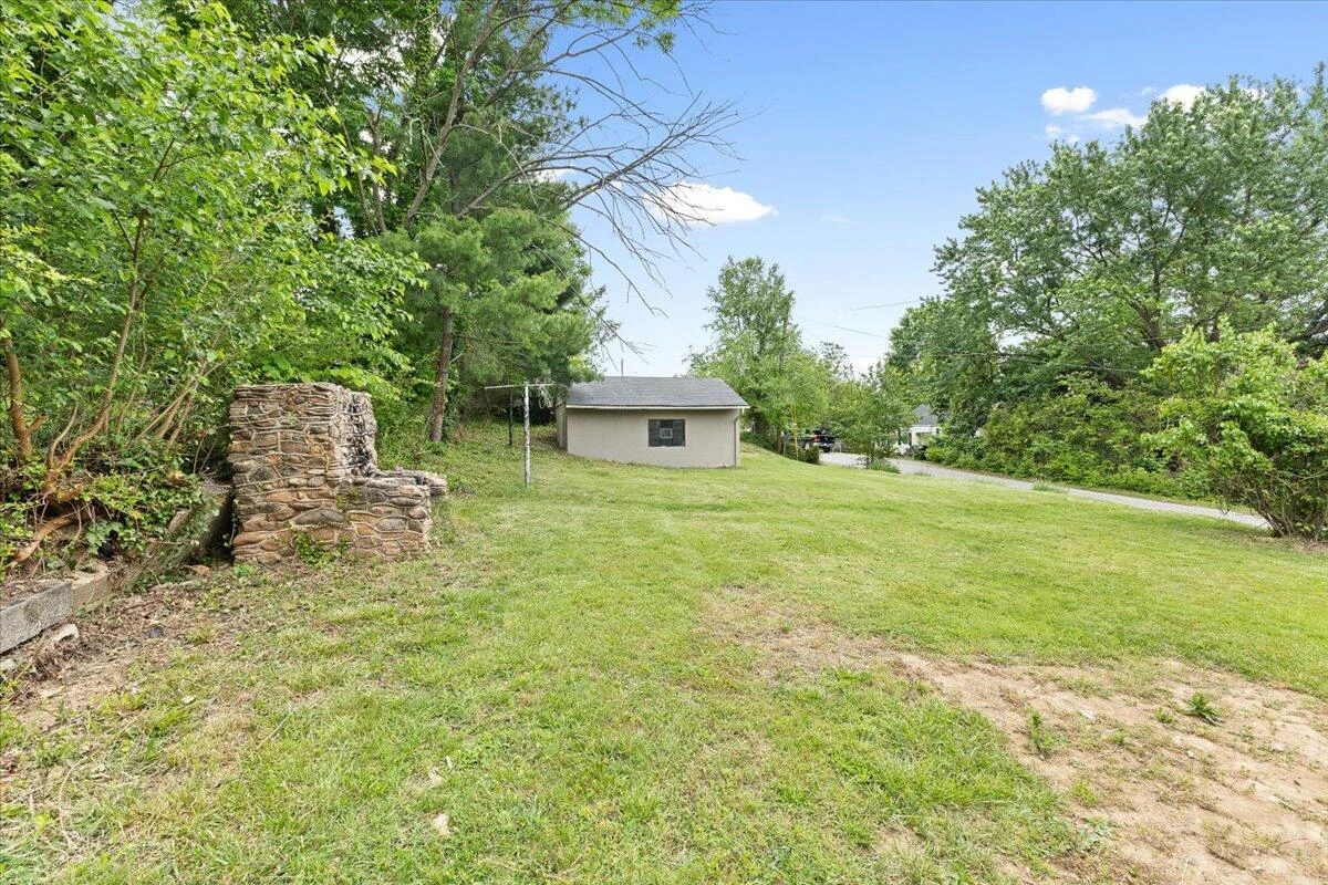 1503 Barnett RD - Photo 8