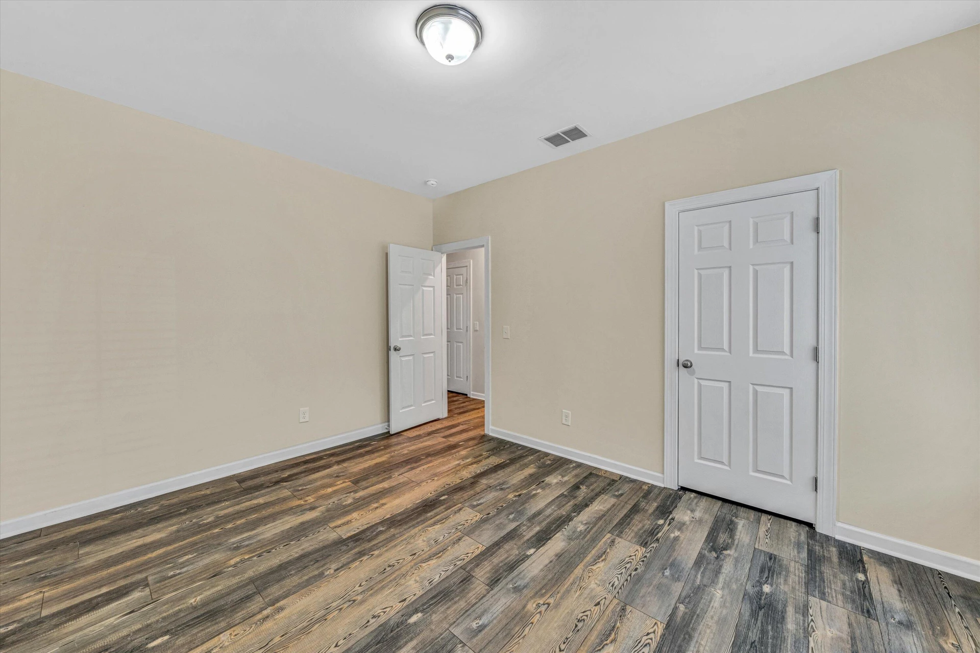 219 Emerald Point - Photo 21