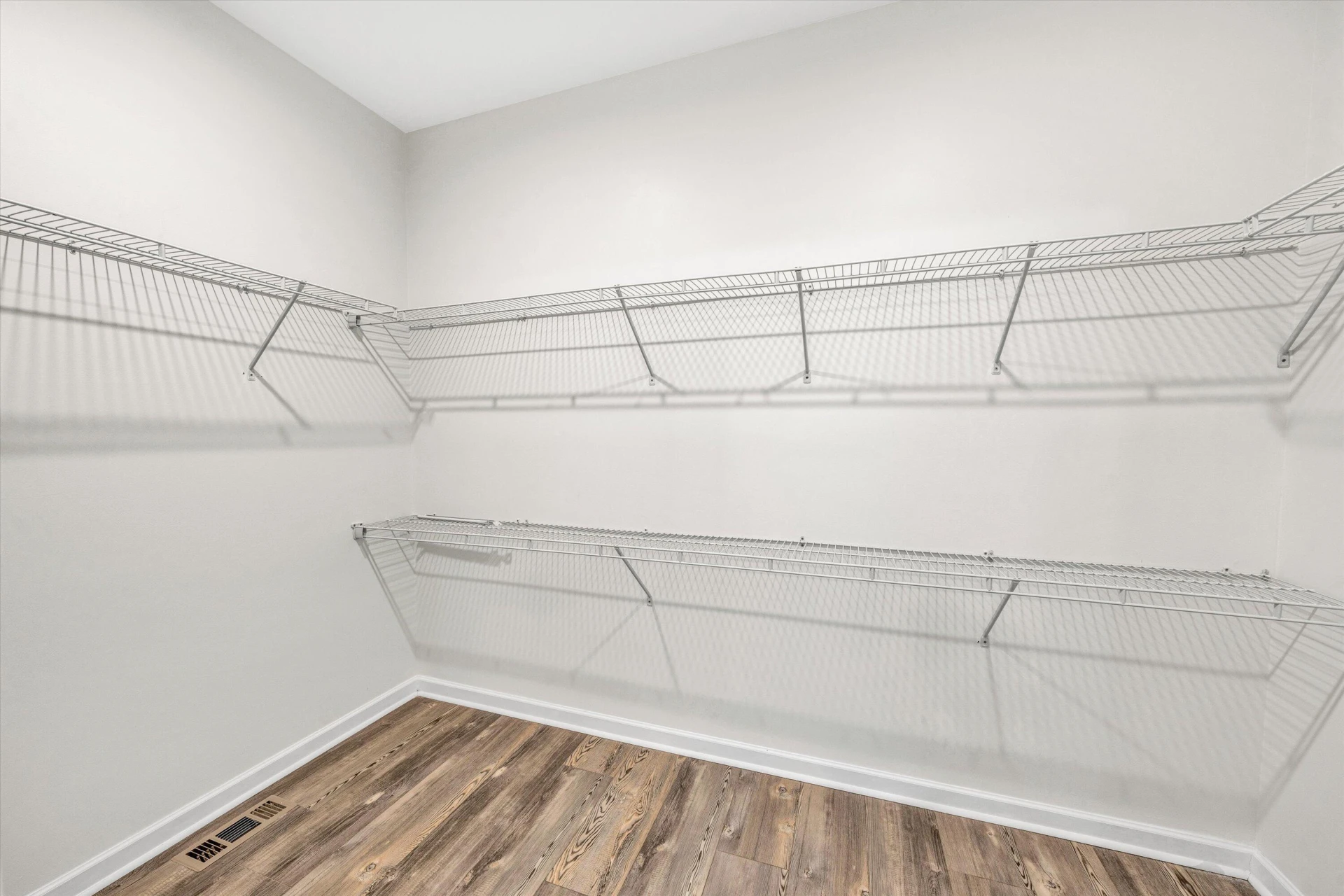 219 Emerald Point - Photo 27