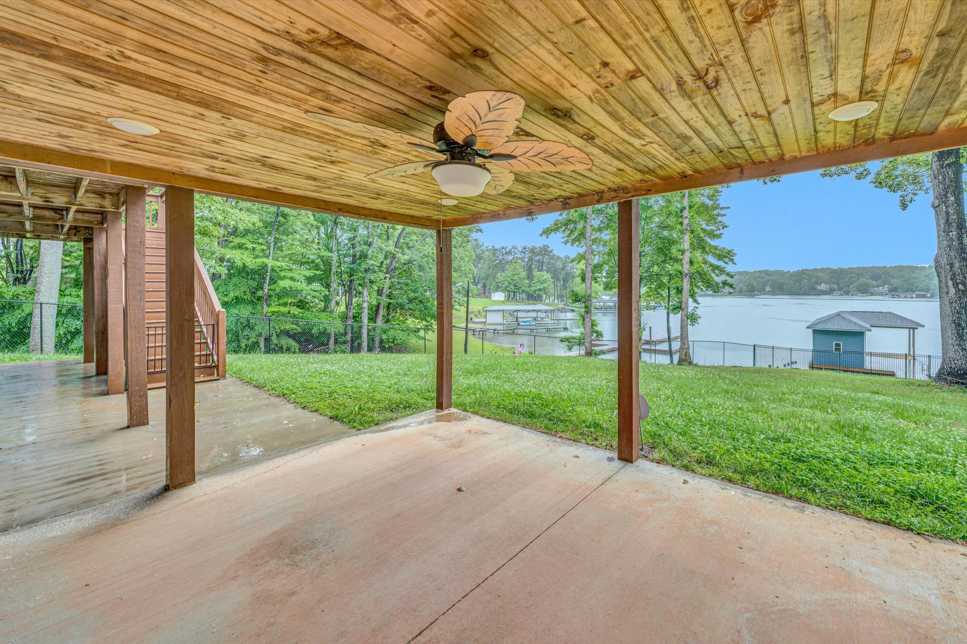 219 Emerald Point - Photo 37