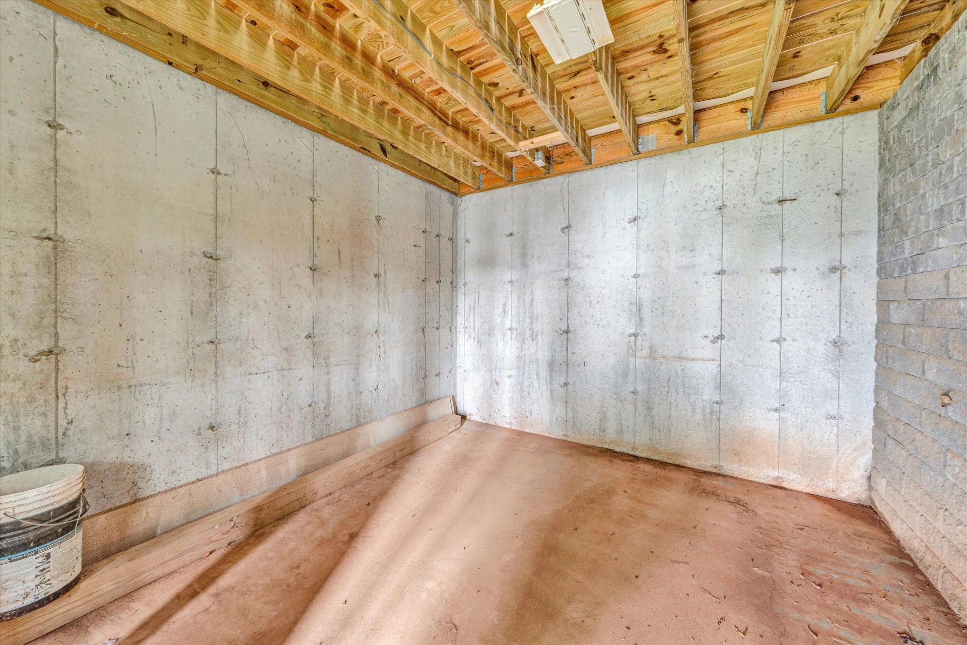 219 Emerald Point - Photo 39