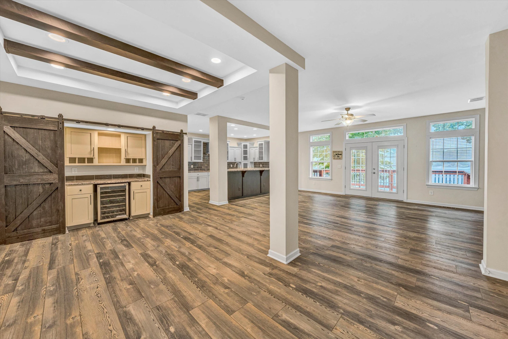 219 Emerald Point - Photo 7