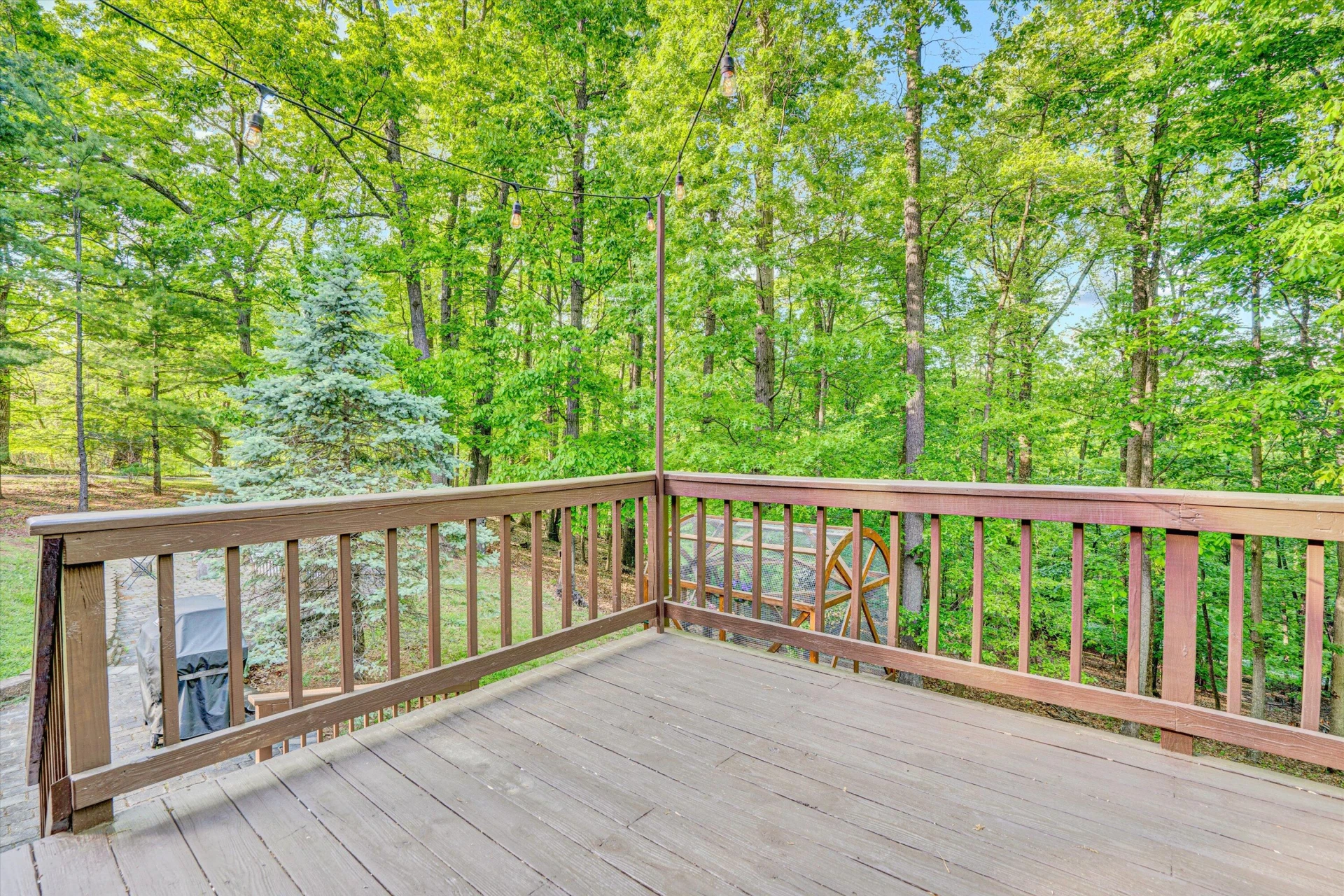 1033 Hickory Falls RD - Photo 17