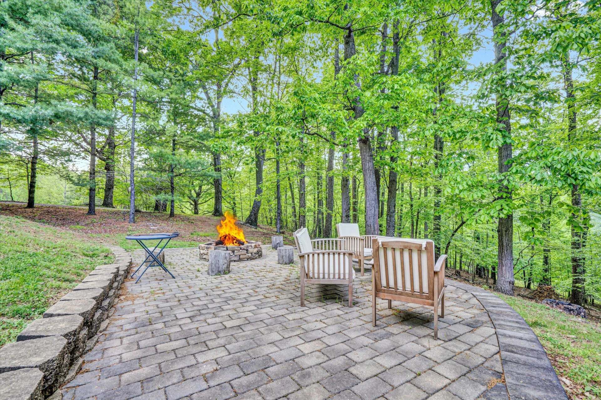 1033 Hickory Falls RD - Photo 45
