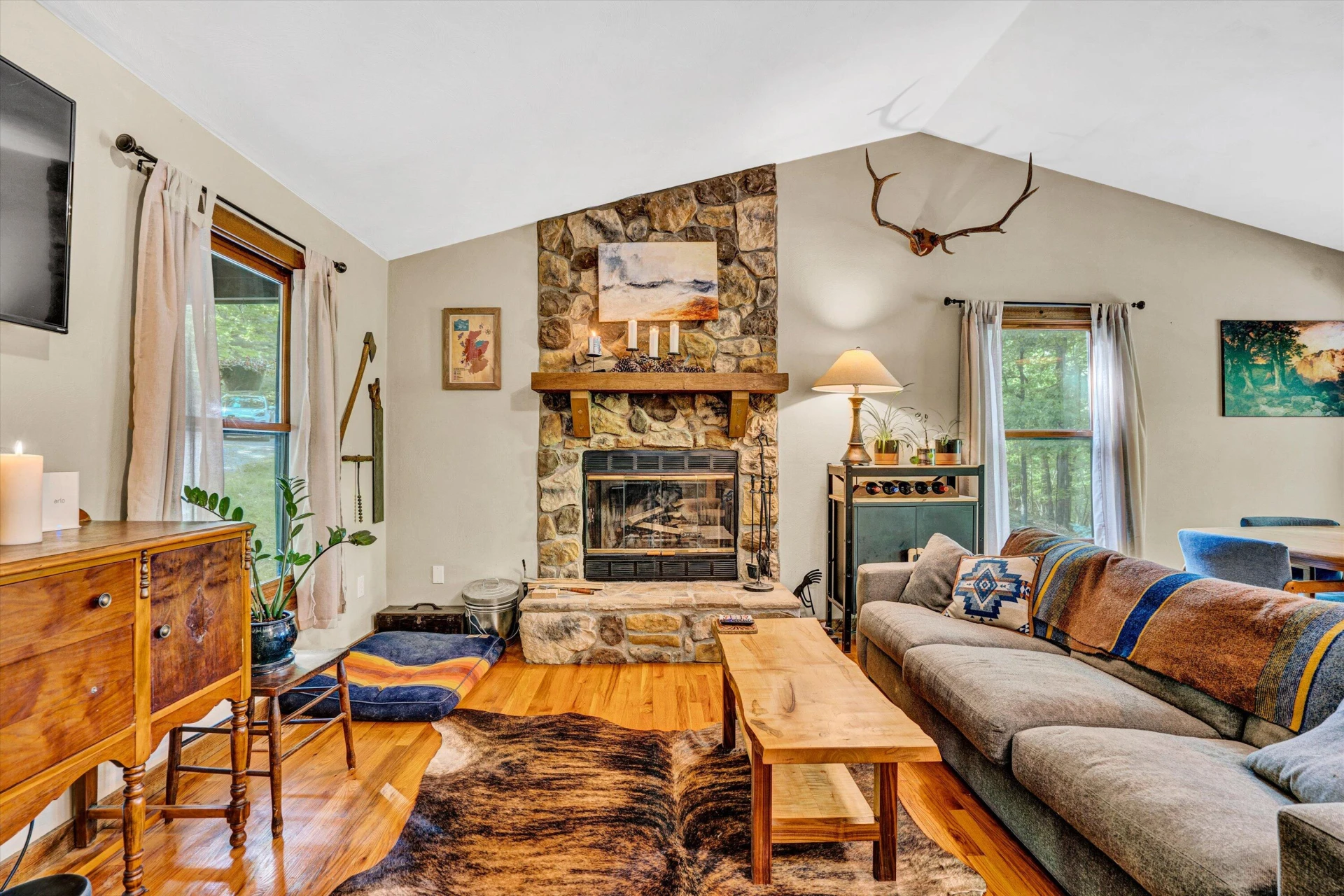 1033 Hickory Falls RD - Photo 6