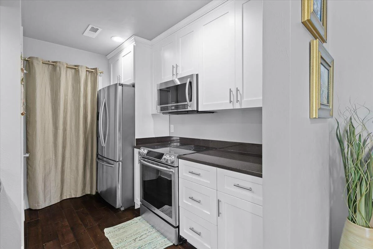 7251 Birch CT - Photo 8