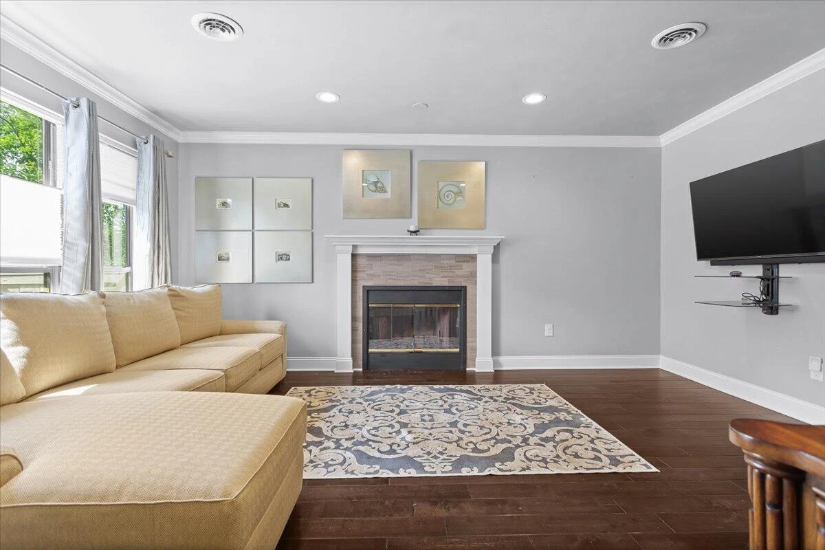 7251 Birch CT - Photo 9