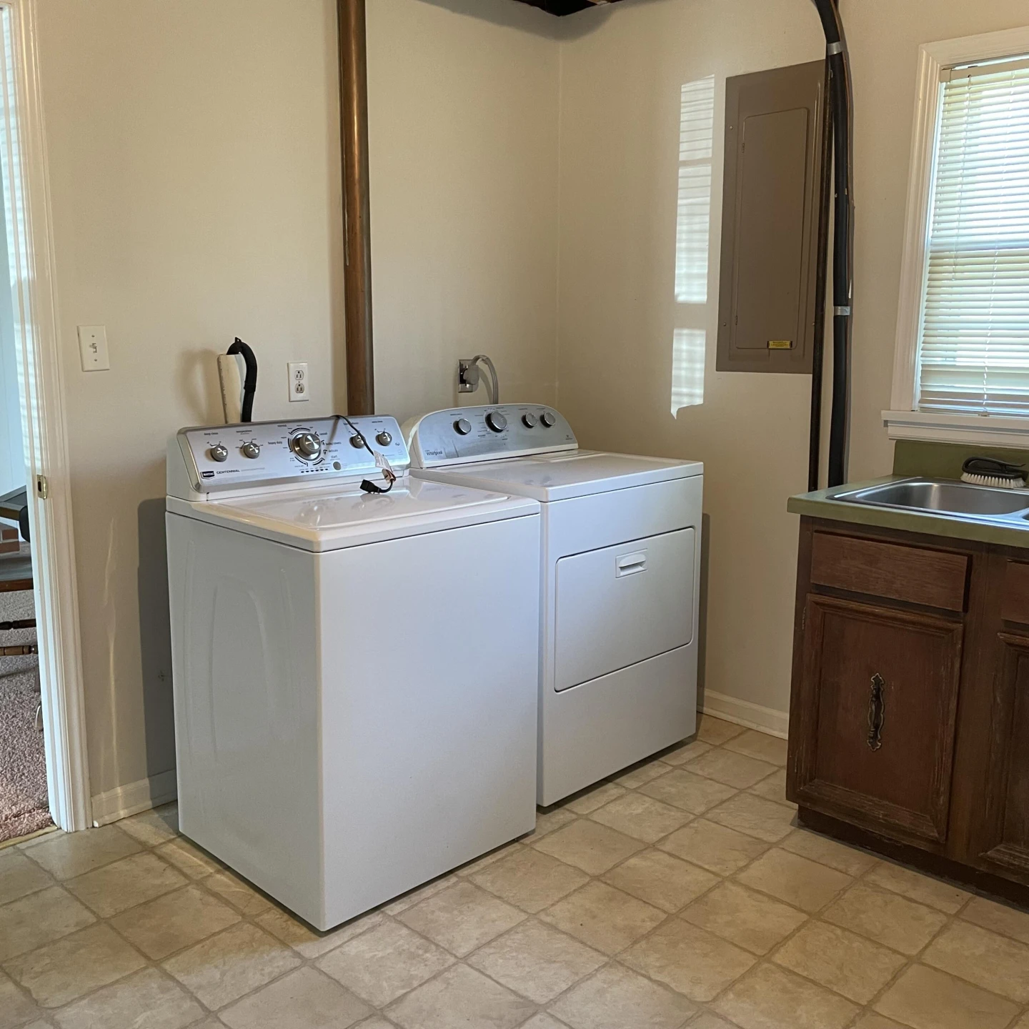 4817 Easthill DR - Photo 24