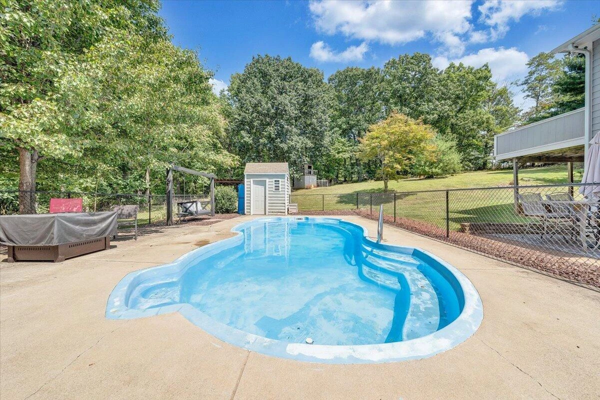 54 Farm View RD - Photo 2