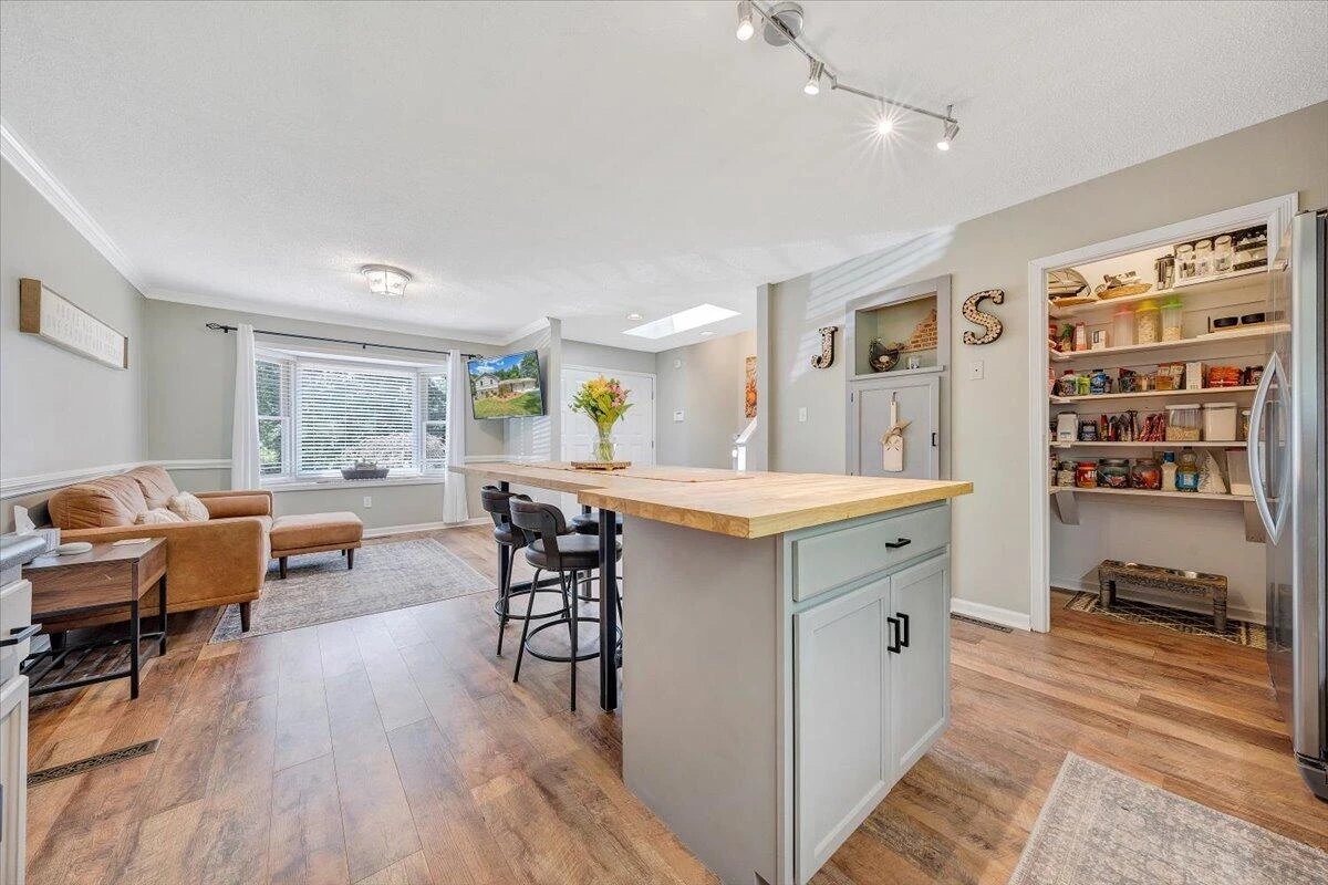 54 Farm View RD - Photo 9