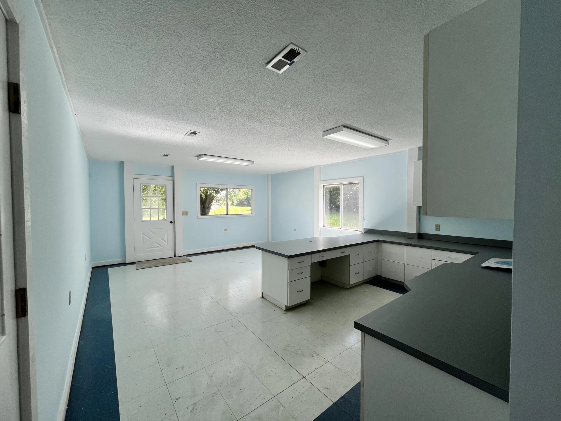 695 Lakewood Forest RD - Photo 36
