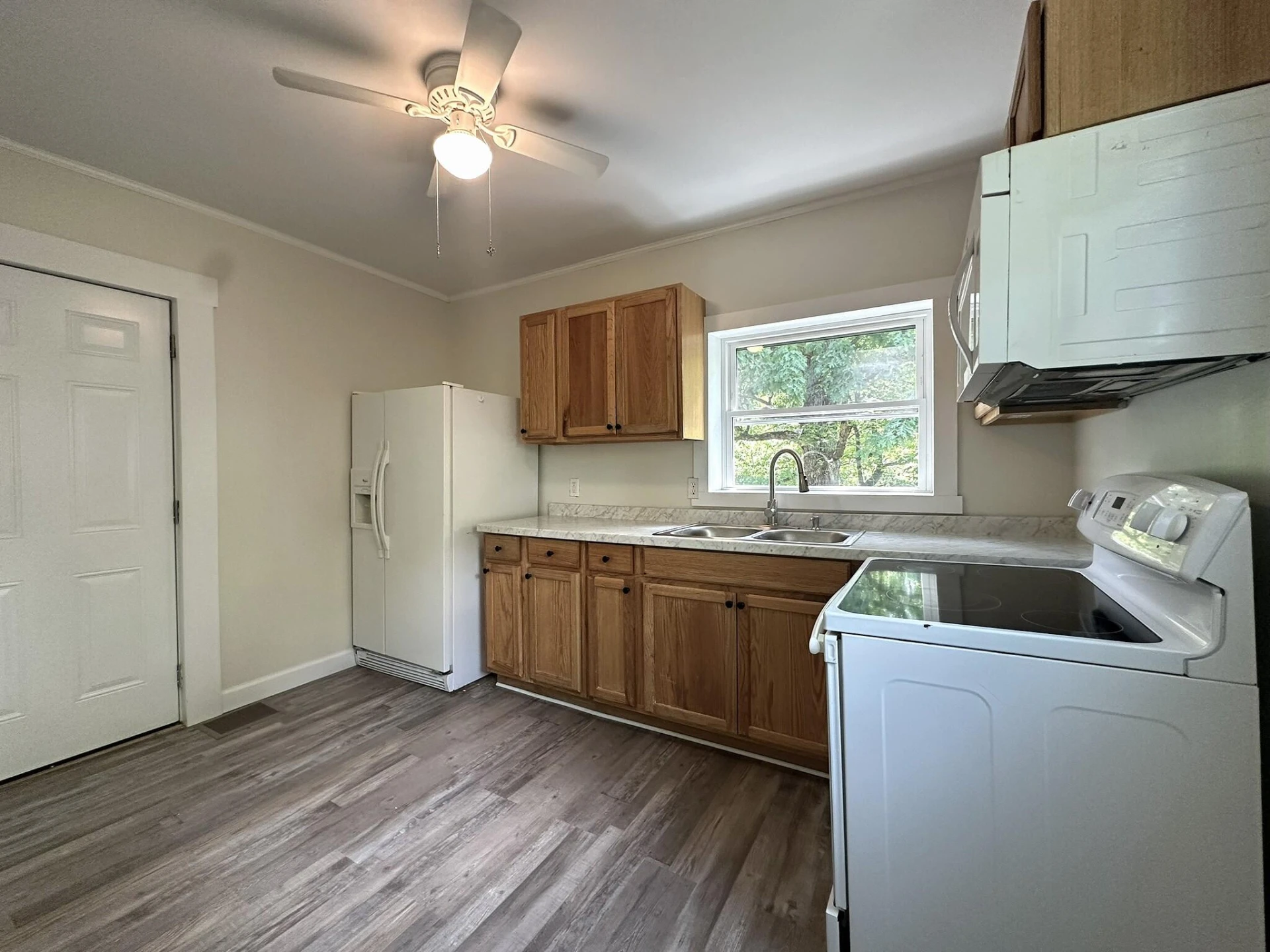 4924 Morwanda ST - Photo 8