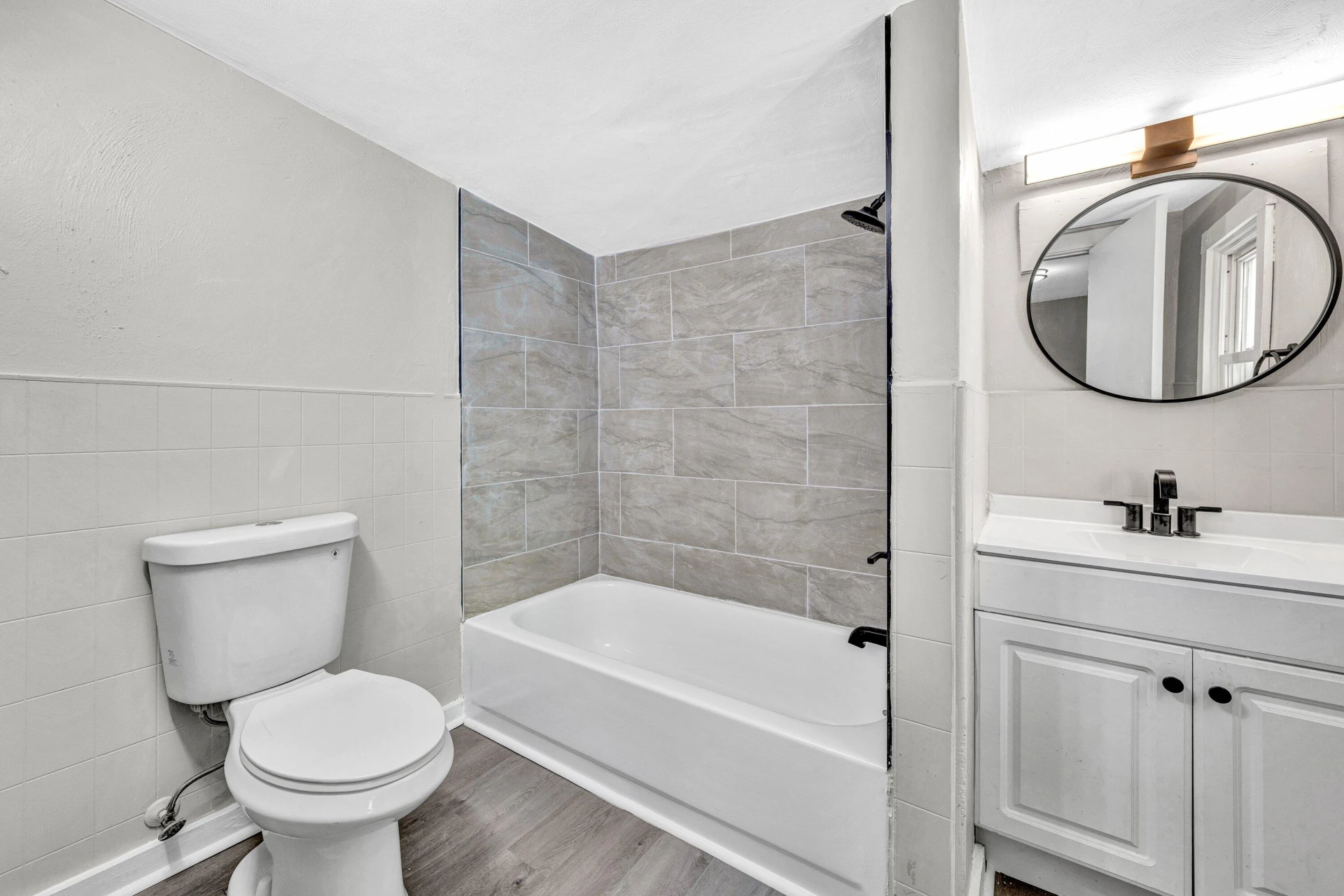 1430 Deborah LN - Photo 10