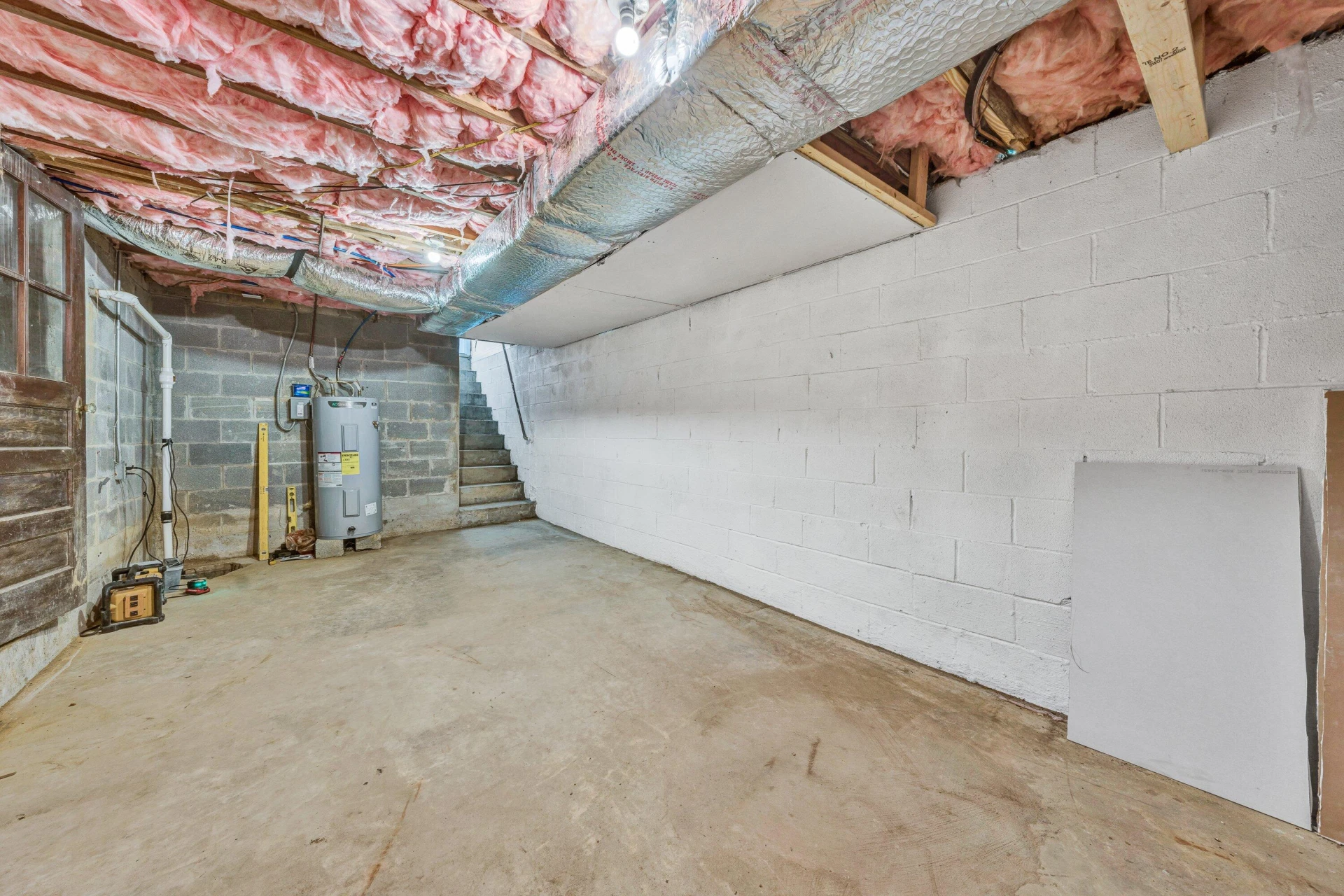 1430 Deborah LN - Photo 13