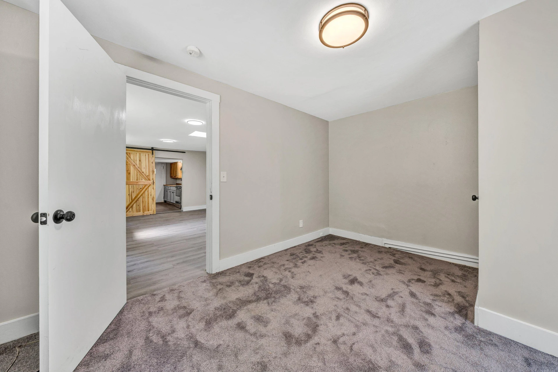 1430 Deborah LN - Photo 8