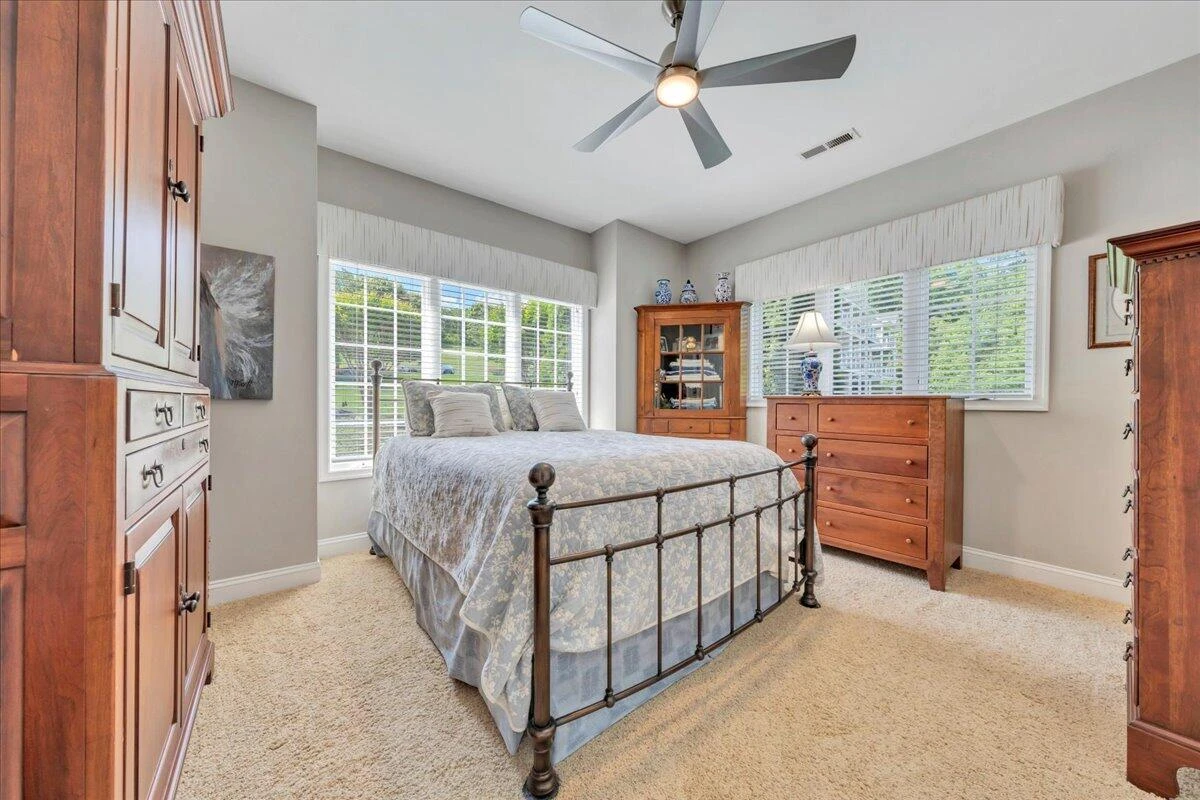 305 South Pointe Shore DR - Photo 10