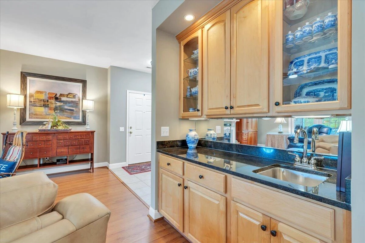 305 South Pointe Shore DR - Photo 17