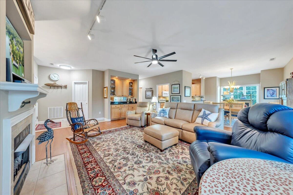 305 South Pointe Shore DR - Photo 24